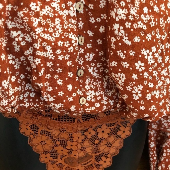 🧡NWT Free People Orange Floral Bodysuit Size Small🧡 - Picture 4 of 7